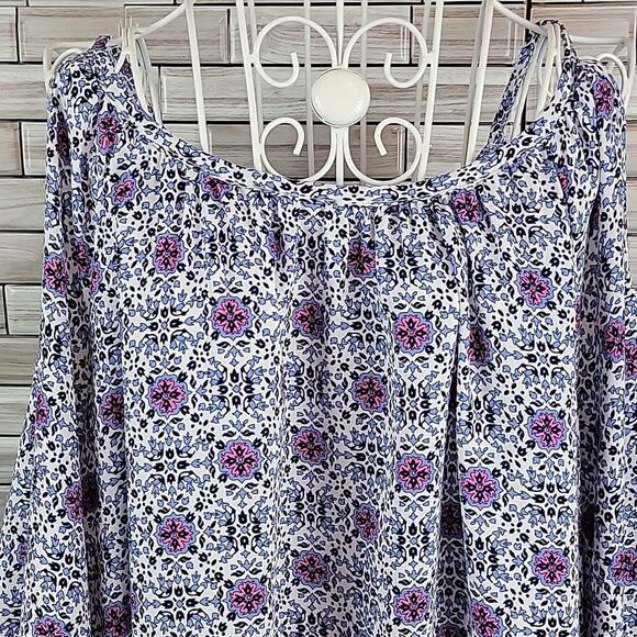 Le Lis cold shoulder top Size L - Picture 2 of 11